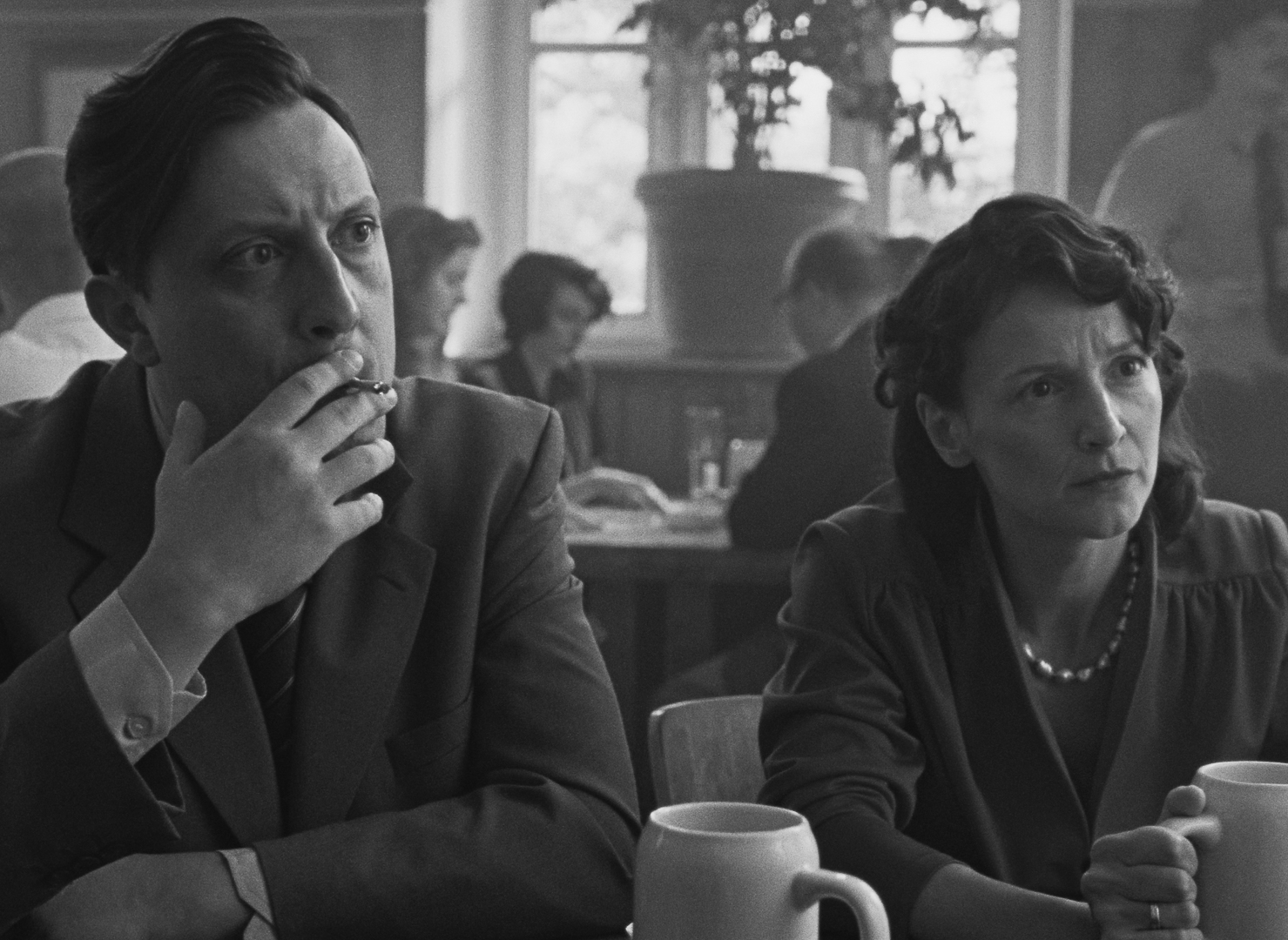 CriticalCondition_Still_3